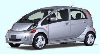 Электрическому хэтчбеку Mitsubishi +i-MiEV слегка изменили лицо