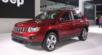 Jeep похвастался новым кроссовером Compass