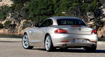 BMW Z4 получит бензиновый двигатель