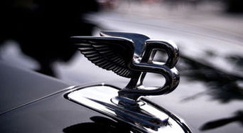 Внедорожнику от Bentley быть