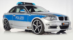 «Полицаи» выбирают тюнингованную BMW 1 серии