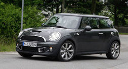 Посвежевший MINI Cooper