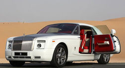 В Абу-Даби появились новые модели Rolls Royce Phantom