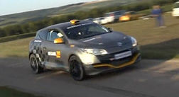 Новый гоночный Renault Megane