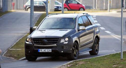 Mercedes ML попал в объективы фотоаппаратов