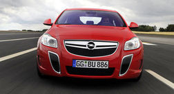Opel Insignia OPC на всех скоростях