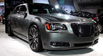 Осторожный дебют Chrysler 300S 426