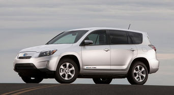 Презентация электрокара  RAV4 EV от компании Toyota