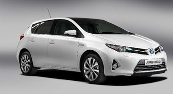 Первые сведения о Toyota Auris