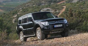 Mitsubishi Pajero станет легче и роскошнее