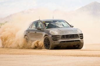 Маленький кроссовер Porsche обзаведется тремя моторами