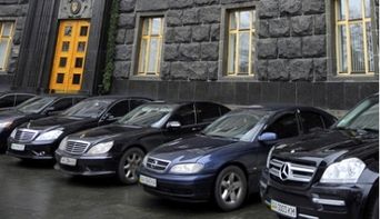 Автомобильный парк КМУ состоит из 187 авто