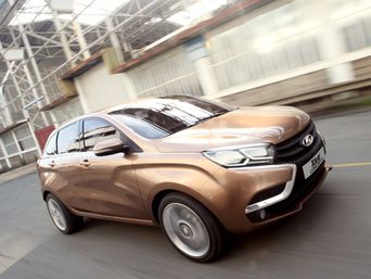 Lada XRAY уехала в Германию
