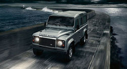 Показ новинки Land Rover не за горами