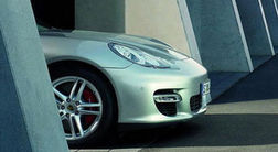 Заводской брак Porsche