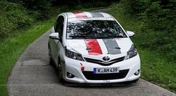 Toyota представила хэтчбек Yaris