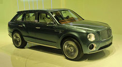 Lamborghini и Bentley решили отложить выпуск внедорожников