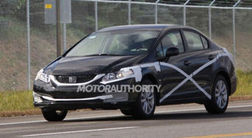 Honda тестирует фейслифтинговый Civic