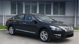 Появились первые фотоснимки обновленного Nissan Teana