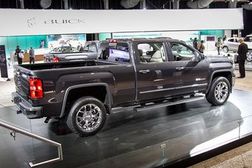 В Нью-Йорке показали пикап GMC Sierra 1500