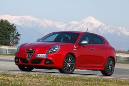 Новые кроссоверы и купе Alfa Romeo