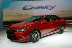 Первое фото рестайлинговой Toyota Camry