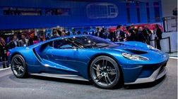 В США презентовали новейший суперкар Ford GT