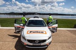 Австралийские полицейские теперь будут ездить на тюнингованных Volvo S60