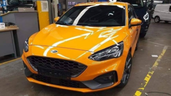 Ford Focus ST 2019 без "макияжа"