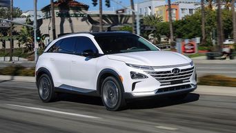Компактный кроссовер на водороде от корейцев - Hyundai Nexo
