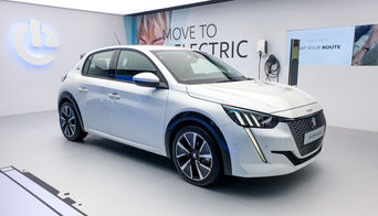 Новый Peugeot 208 в крутом дизайне и с электрической версией