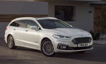 Ford Mondeo отказался от бензиновых двигателей