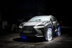 Lexus NX теперь умеет ездить на цельноледяных колёсах (Видео)